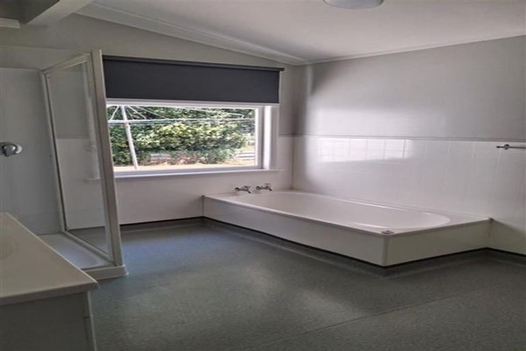 Photo of property in 9 Pukio Road East, Dyerville, Martinborough, 5781