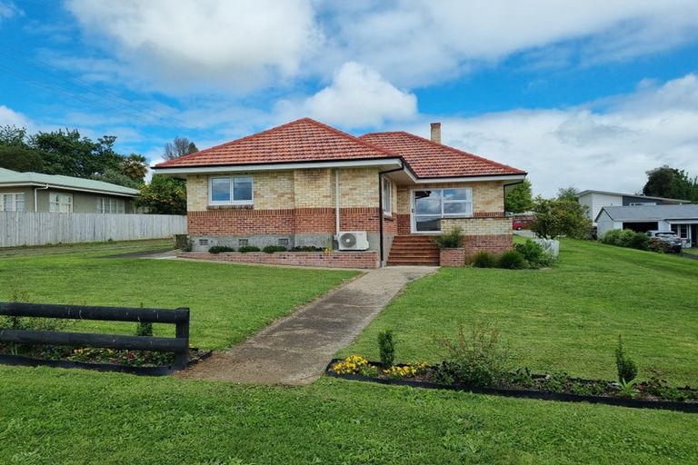 Photo of property in 24 Hall Street, Kihikihi, Te Awamutu, 3800