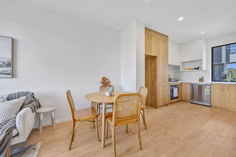 Photo of property in 12/23 Makomako Drive, Orewa, 0931