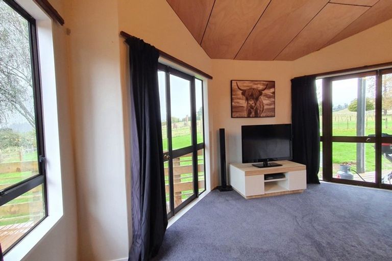 Photo of property in 6 Nixs Road, Apiti, Kimbolton, 4774