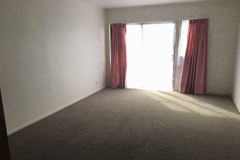 Photo of property in 38 Redwing Street, Browns Bay, Auckland, 0630