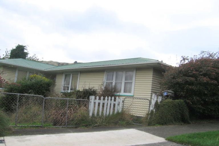 Photo of property in 58 Bell Street, Tawa, Wellington, 5028
