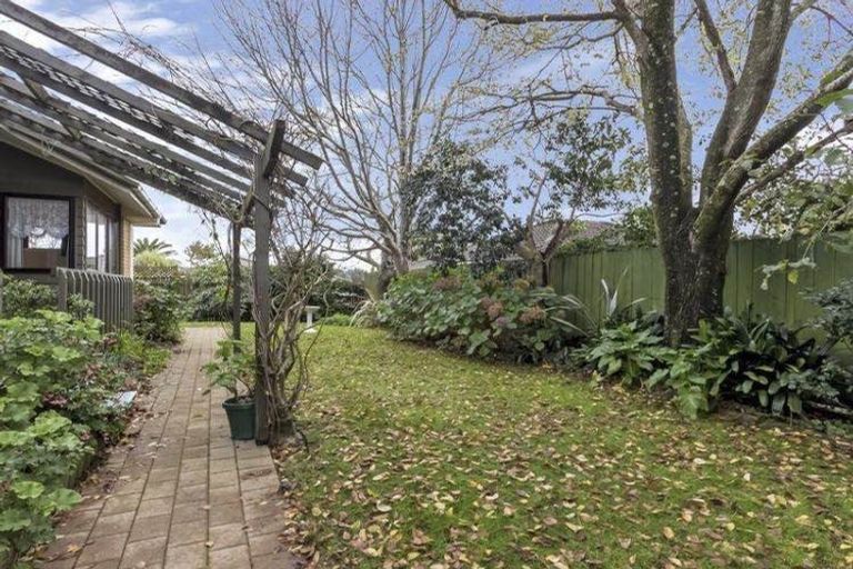 Photo of property in 1/8 Eastridge Court, Northpark, Auckland, 2013