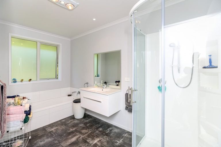 Photo of property in 154 Barrett Road, Whalers Gate, New Plymouth, 4310