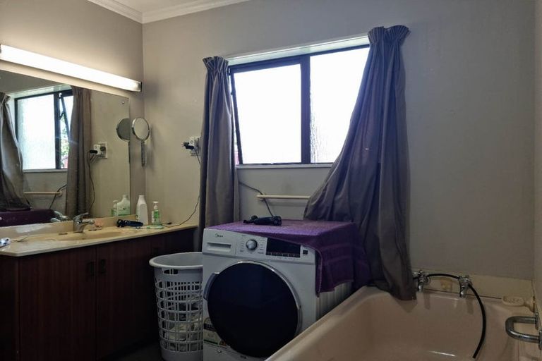 Photo of property in 7/2 Broadway, Waitara, 4320