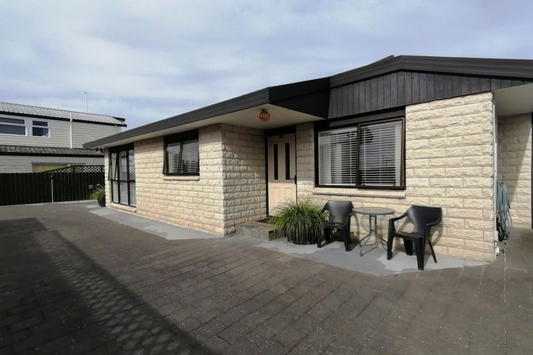 Photo of property in 53c Church Road, Taradale, Napier, 4112