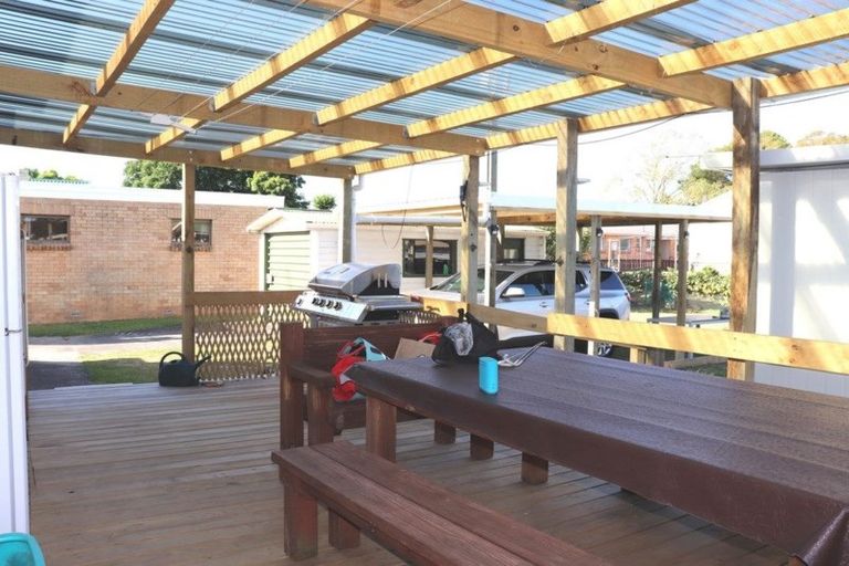 Photo of property in 62 Hakanoa Street, Huntly, 3700