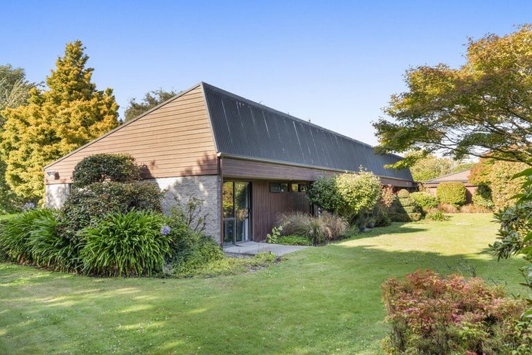 Photo of property in 277 Ilam Road, Burnside, Christchurch, 8053