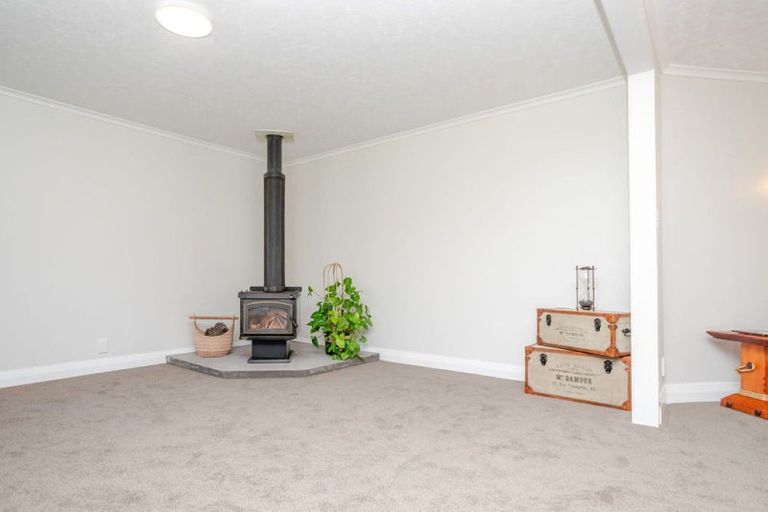 Photo of property in 1 Dawson Street, Dannevirke, 4930