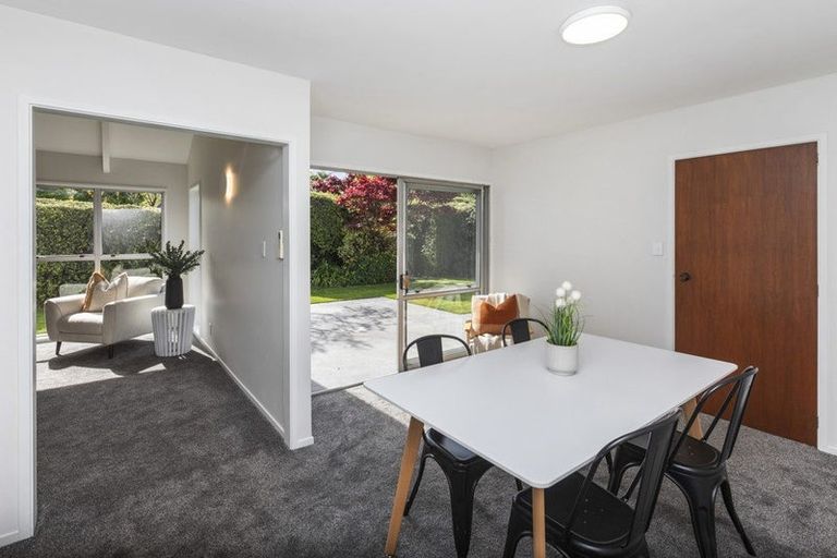 Photo of property in 2/34 Greers Road, Burnside, Christchurch, 8041