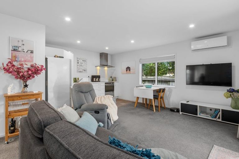 Photo of property in 11 Kamahi Crescent, Papamoa Beach, Papamoa, 3118