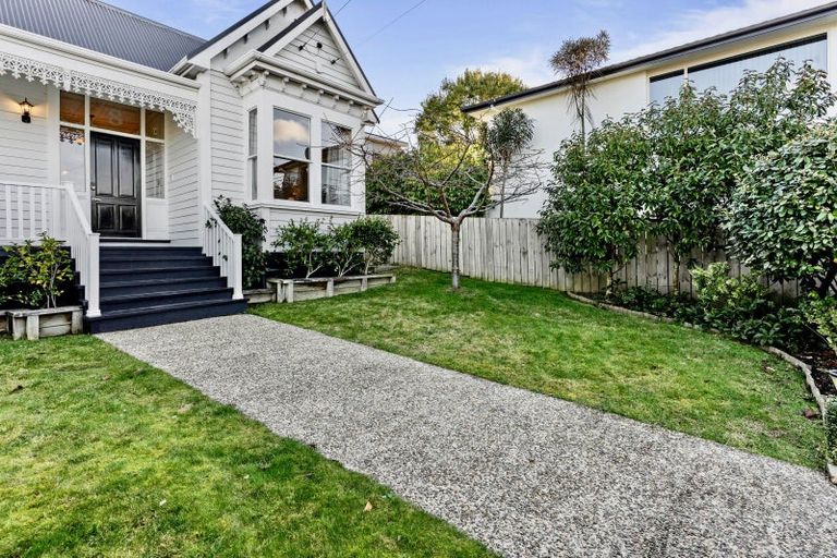 Photo of property in 8 Leven Street, Roslyn, Dunedin, 9010