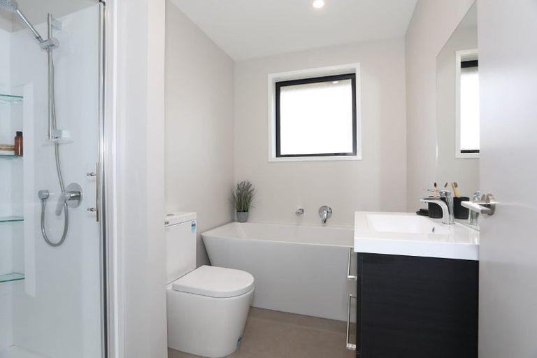 Photo of property in 18 Oldfield Lane, Marton, 4710