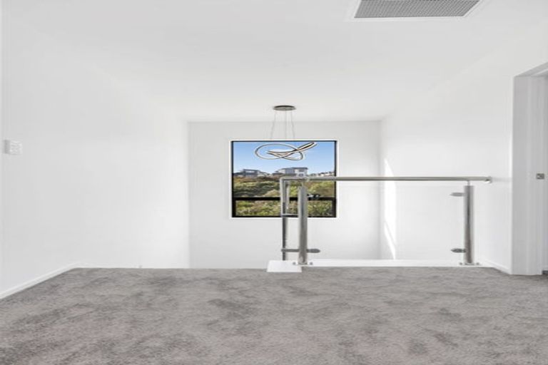 Photo of property in 12 Elevation Street, Flat Bush, Auckland, 2019