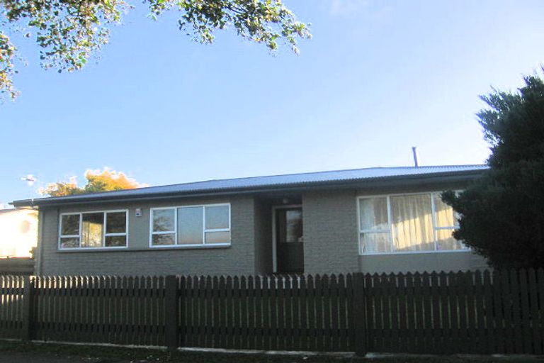 Photo of property in 81 Robinson Crescent, Westbrook, Palmerston North, 4412