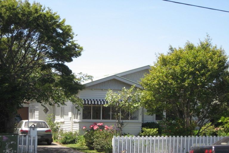 Photo of property in 76 Barrington Street, Somerfield, Christchurch, 8024