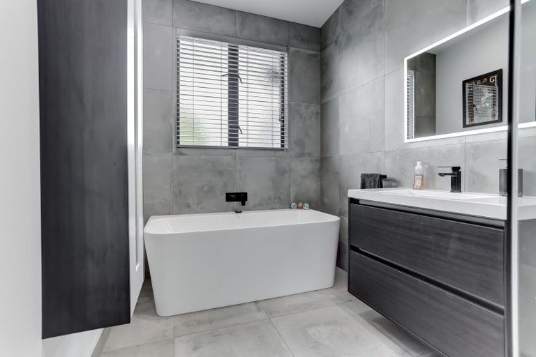 Photo of property in 97 Seafield Road, Westmere, Whanganui, 4574