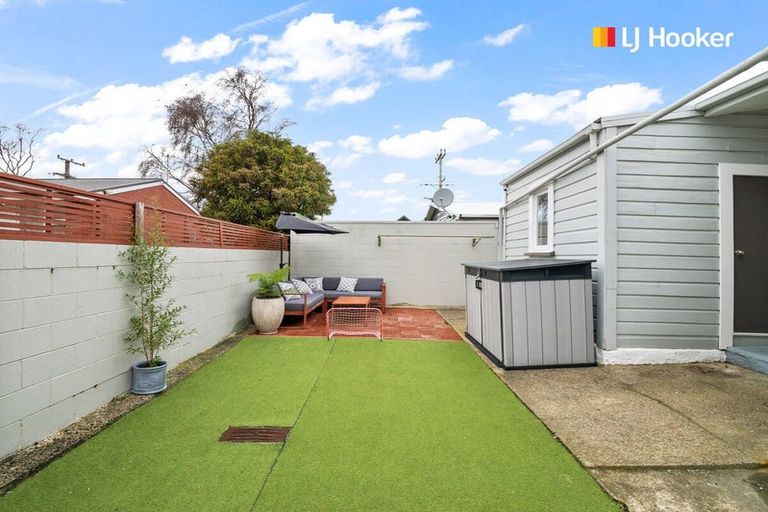 Photo of property in 81 Wesley Street, South Dunedin, Dunedin, 9012