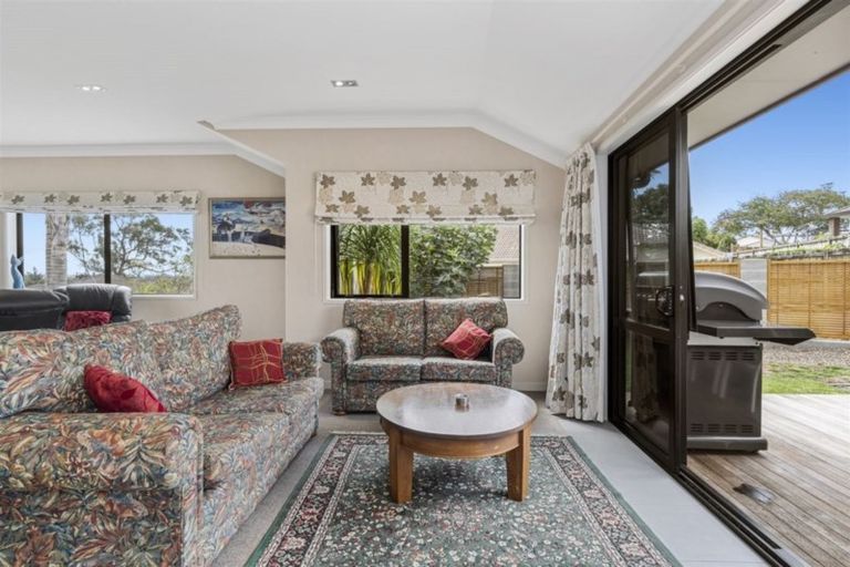 Photo of property in 31 Brackenburn Drive, Ohauiti, Tauranga, 3112