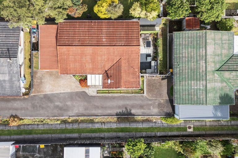 Photo of property in 2/14 Burns Street, Westown, New Plymouth, 4310