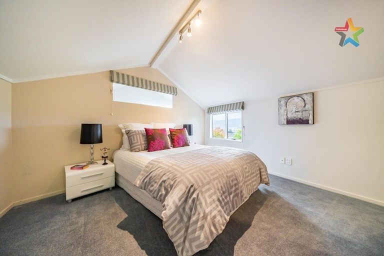 Photo of property in 117 Tirohanga Road, Tirohanga, Lower Hutt, 5010