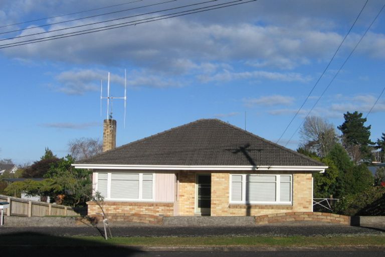 Photo of property in 5 Charles Crescent, Beerescourt, Hamilton, 3200