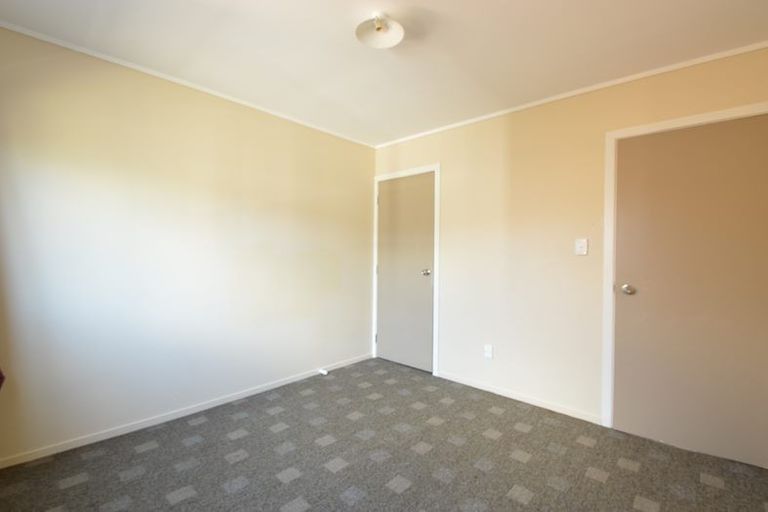 Photo of property in 5 Beatty Avenue, Manurewa, Auckland, 2102