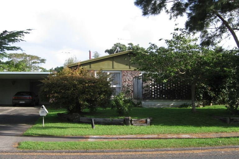 Photo of property in 25 Galvan Avenue, Sunnyhills, Auckland, 2010