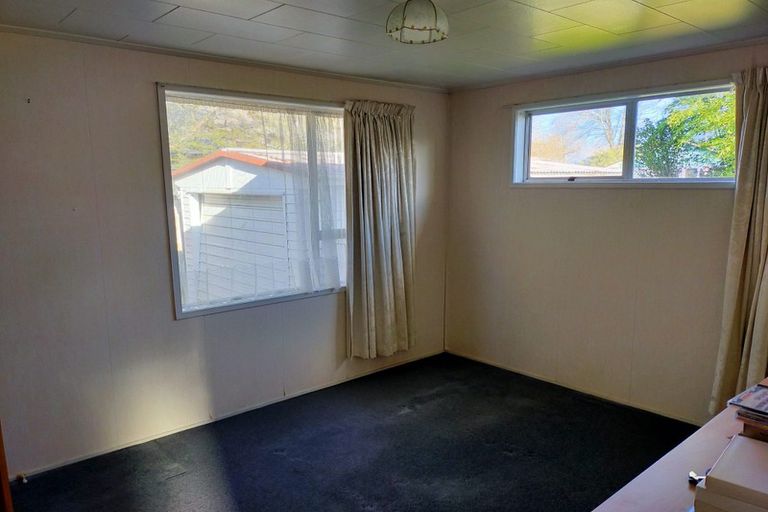Photo of property in 27 Noni Street, Turangi, 3334