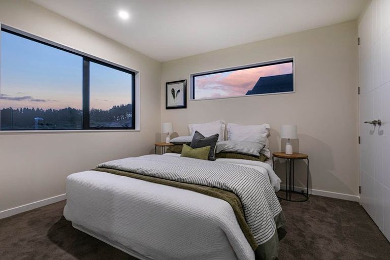 Photo of property in 2 Kauru Lane, Wainui, 0992