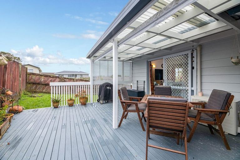 Photo of property in 204 Solar Road, Glen Eden, Auckland, 0602