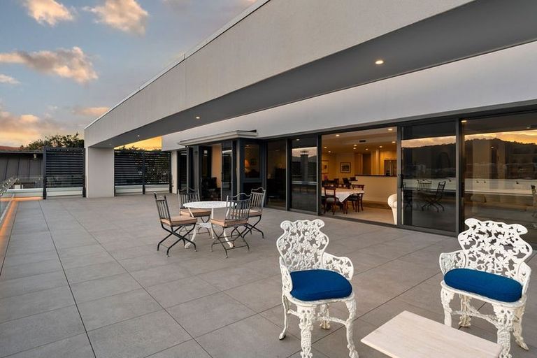 Photo of property in 4/308 Oriental Parade, Oriental Bay, Wellington, 6011