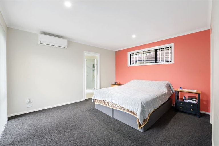 Photo of property in 287 Dixon Road, Fitzroy, Hamilton, 3206