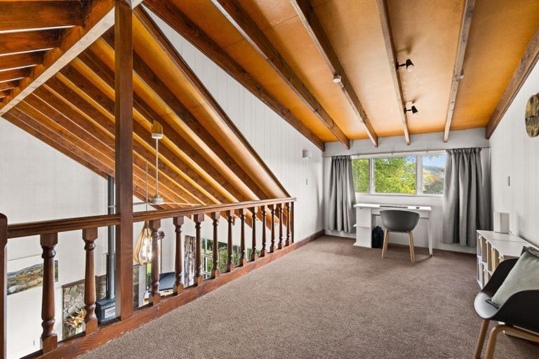 Photo of property in 110 Avondale Road, Taradale, Napier, 4112