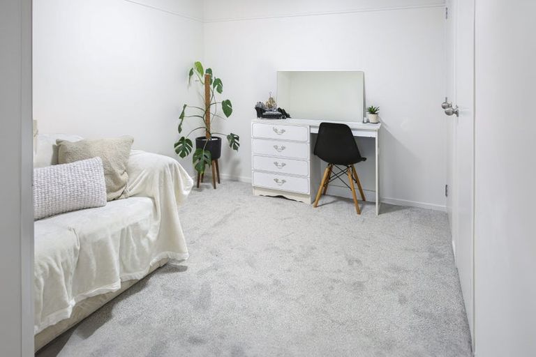 Photo of property in 5 Elliston Crescent, Stanmore Bay, Whangaparaoa, 0932