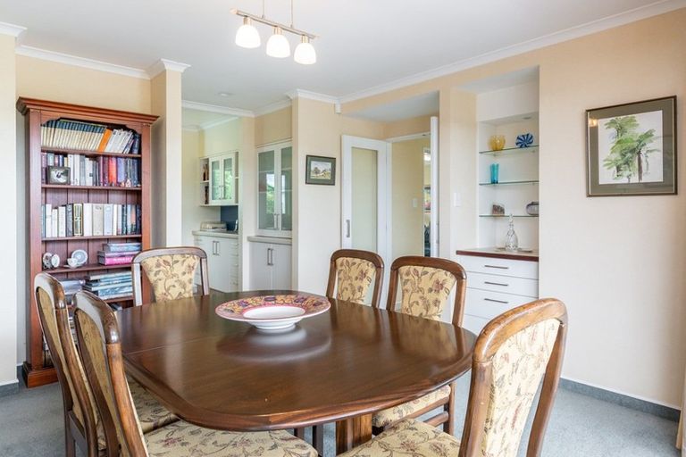 Photo of property in 2 Balmoral Street, Taradale, Napier, 4112