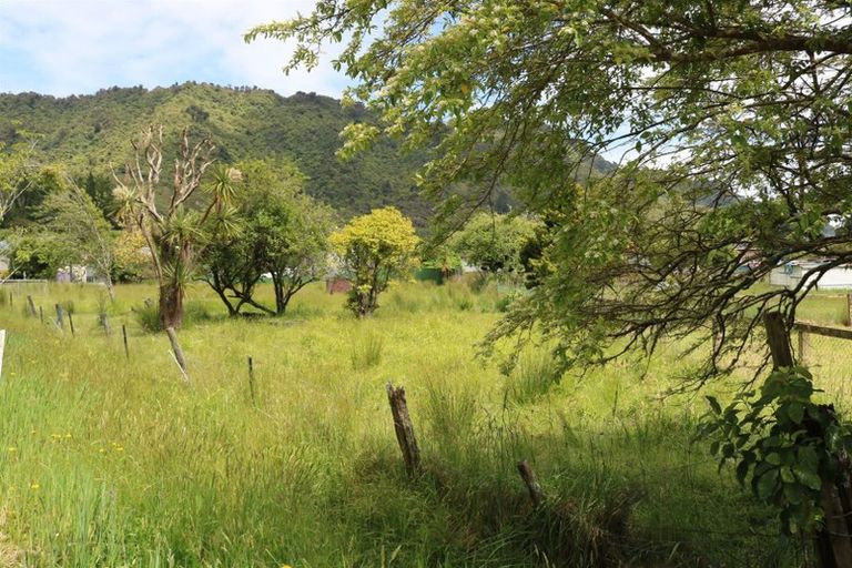 Photo of property in 14 Litchfield Street, Kaiata, Greymouth, 7805