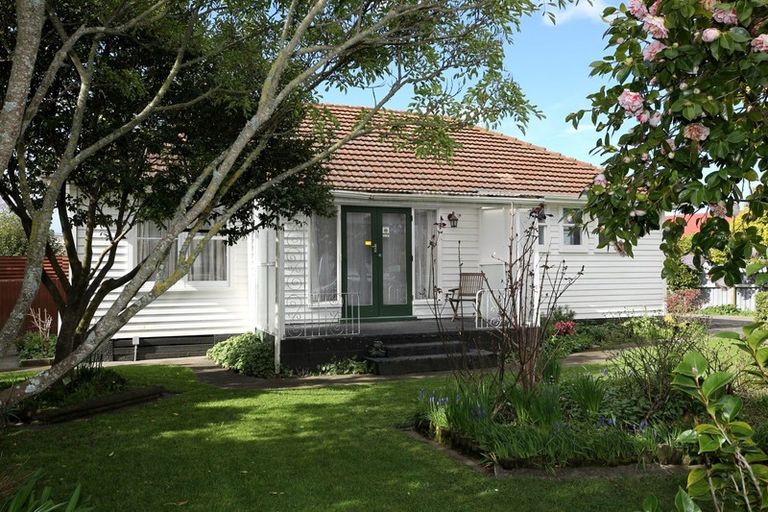 Photo of property in 704 Anson Street, Mayfair, Hastings, 4122