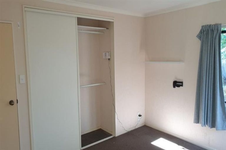 Photo of property in 11 Sandwick Drive, Weymouth, Auckland, 2103