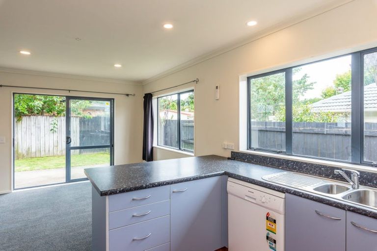 Photo of property in 15a Walton Road, Paraparaumu Beach, Paraparaumu, 5032