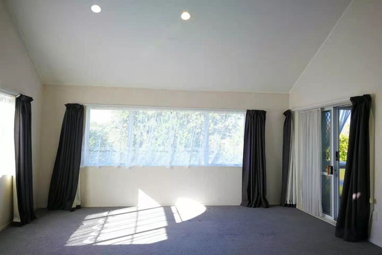 Photo of property in 11 Alicia Road, Somerville, Auckland, 2014