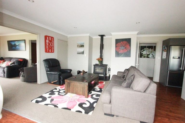 Photo of property in 21 Nicholson Drive, Kaitoke, Whanganui, 4572