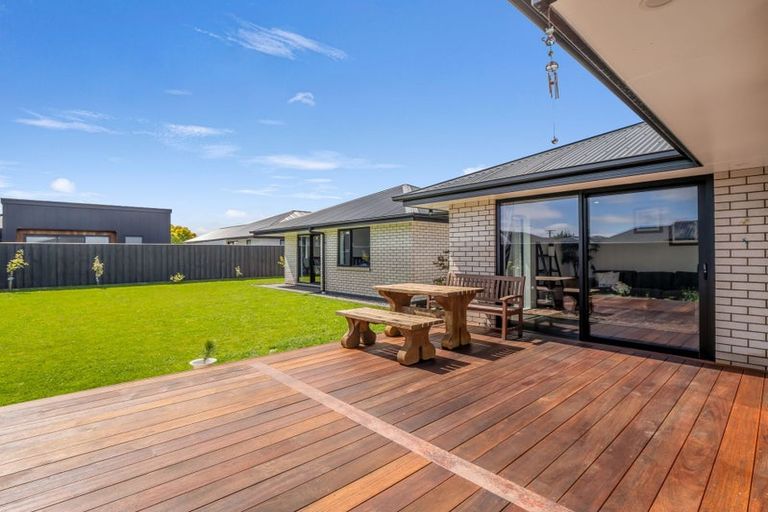 Photo of property in 17 Lusk Street, Rangiora, 7400
