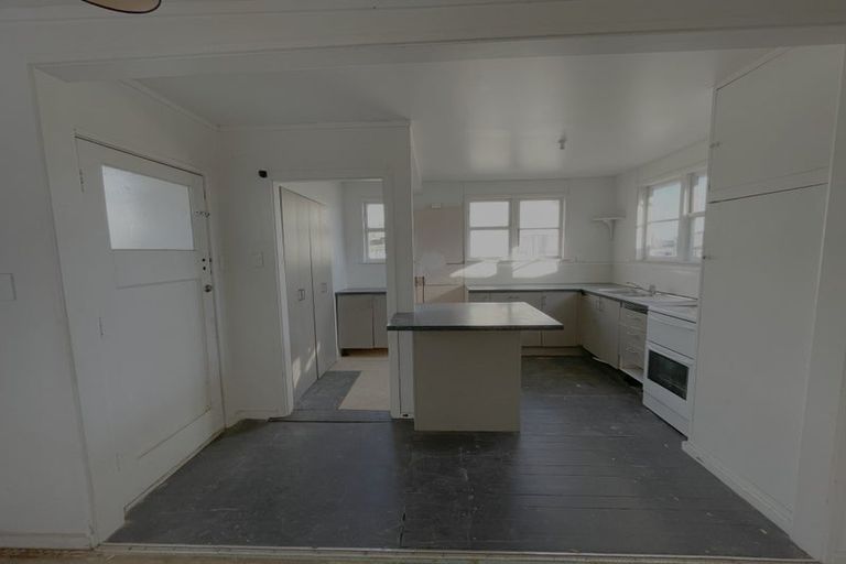 Photo of property in 53 Paul Crescent, Fairfield, Hamilton, 3214