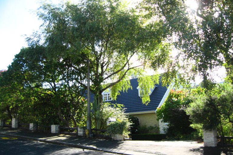 Photo of property in 42 Pioneer Crescent, Helensburgh, Dunedin, 9010