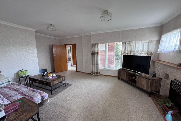 Photo of property in 21 Tasman Street, Levin, 5510