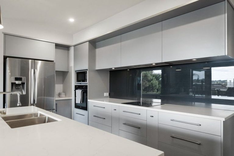 Photo of property in 12 Noble Johnston Drive, Katikati, 3129