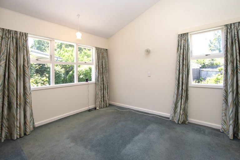 Photo of property in 49 Torquay Place, Bryndwr, Christchurch, 8053