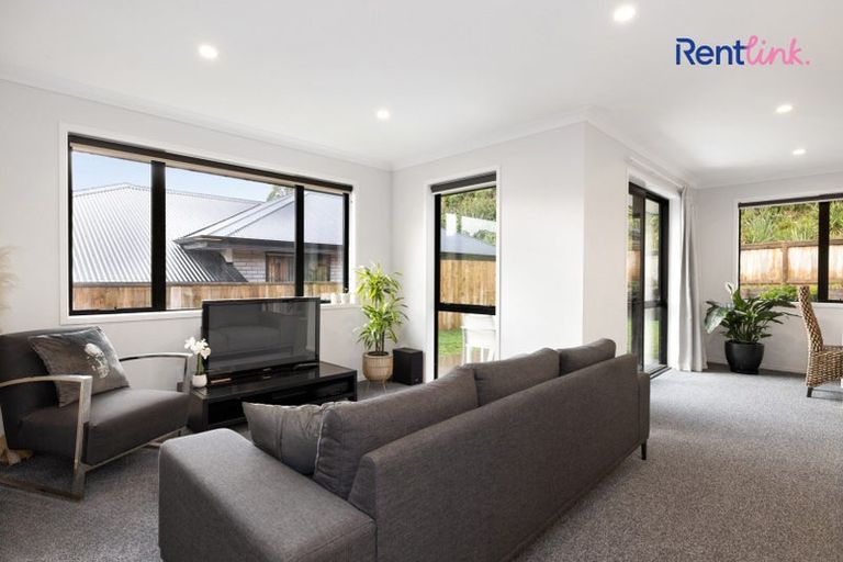 Photo of property in 25 Pakanga Grove, Pyes Pa, Tauranga, 3112