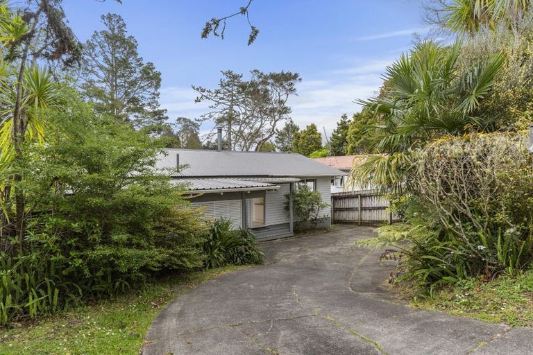 Photo of property in 3 Willowbrook Place, Titirangi, Auckland, 0604